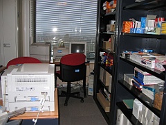 Bureau depuis l'entrée 04